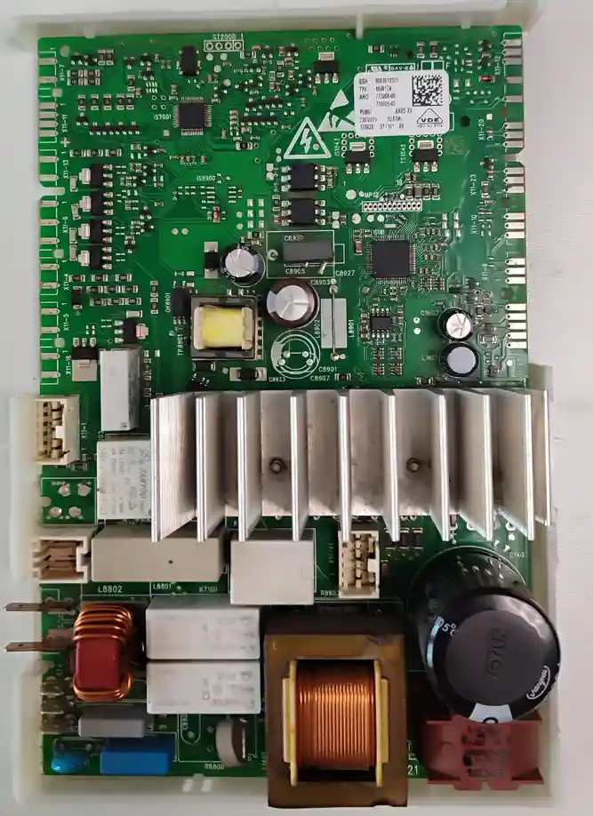 Модуль керування пральної машини Bosch / Siemens BSH 8001013321 (AKO 775968-17, MU612A) 1 Модуль керування пральної машини Bosch / Siemens BSH 8001013321 (AKO 775968-17, MU612A)