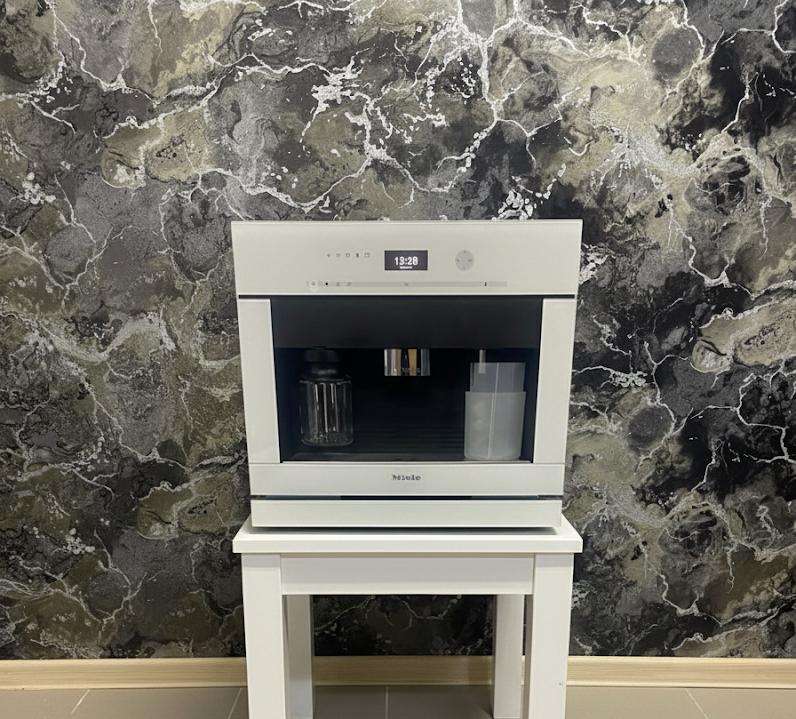 Вбудована кавомашина Miele CVA6401 Brilliant White 1 Вбудована кавомашина Miele CVA6401 Brilliant White