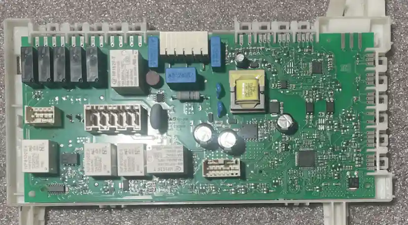 Модуль керування сушильної машини Bosch/Siemens 9001229676 1 Модуль керування сушильної машини Bosch/Siemens 9001229676